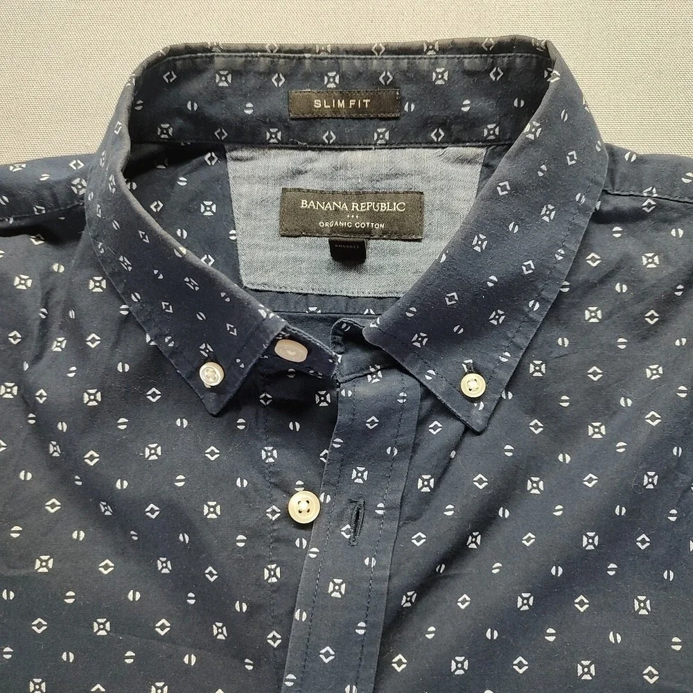 Banana Republic Men's Blue Dress Shirt Size Large Short‎ Sleeve